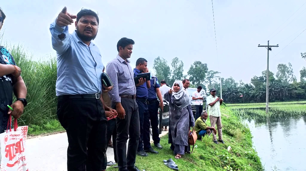 Mobile court campaign to protect indigenous fish in Palashbari