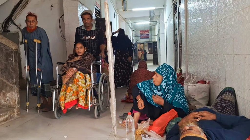 The lift work of Narail Sadar Hospital has not been completed in 8 long years