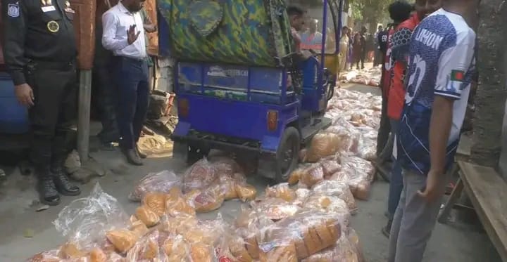 Joint operation at two Semai factories in Gaibandha Dye- adulterated products seized, fined and imprisoned